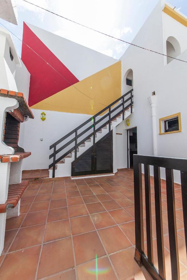 J - Casa Do Farol Guesthouse ลากอส ภายนอก รูปภาพ