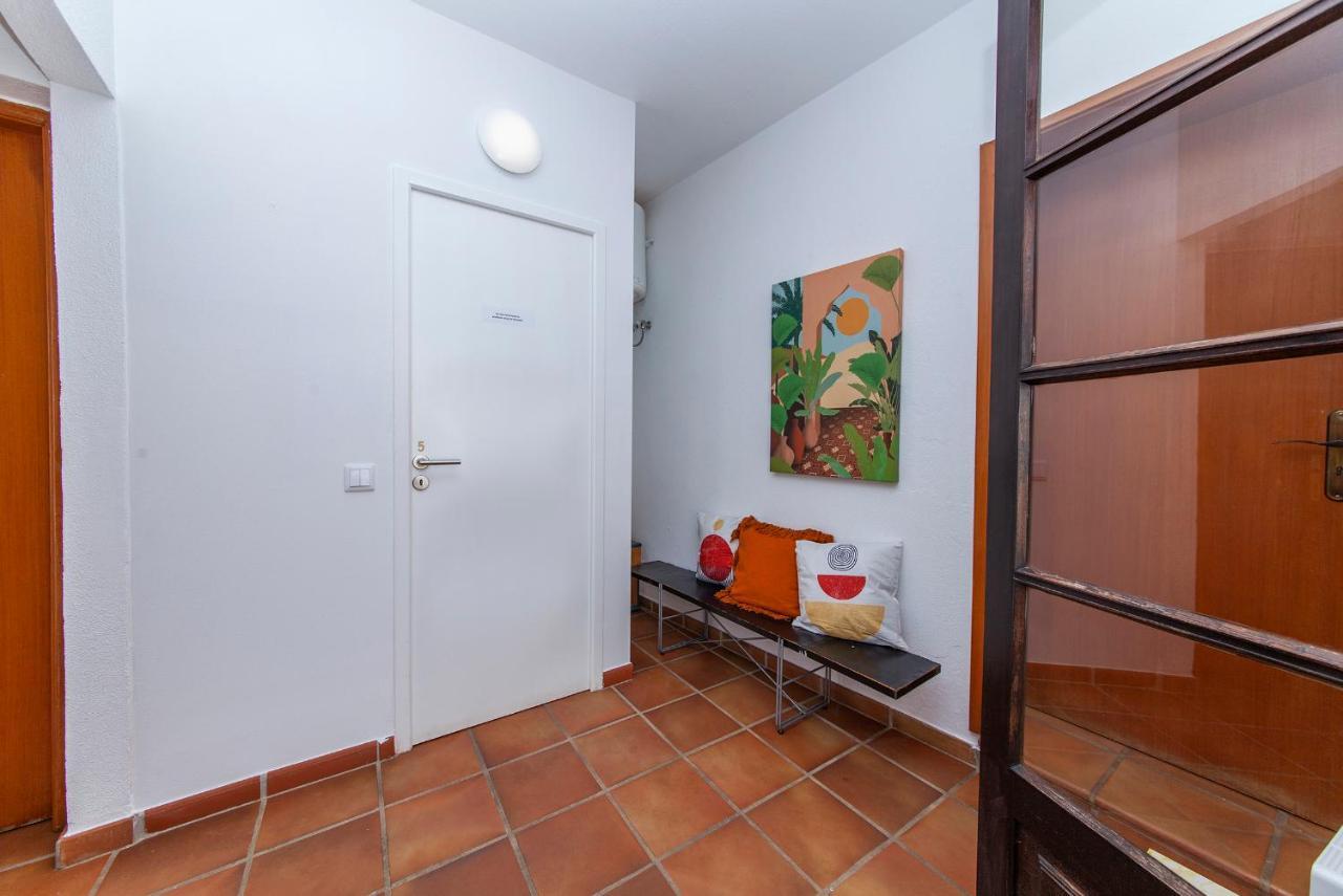 J - Casa Do Farol Guesthouse ลากอส ภายนอก รูปภาพ